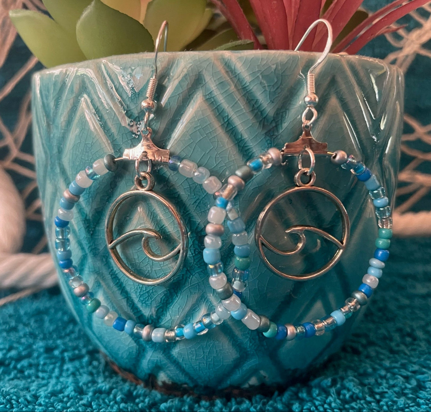 Silver Circle Wave Hoop Earrings