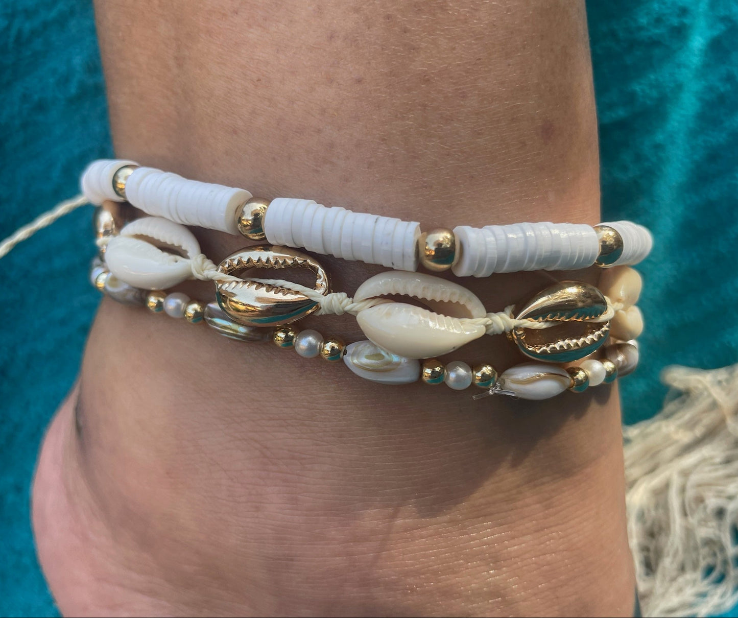 Seashell Shimmer 3-Piece Anklet Set