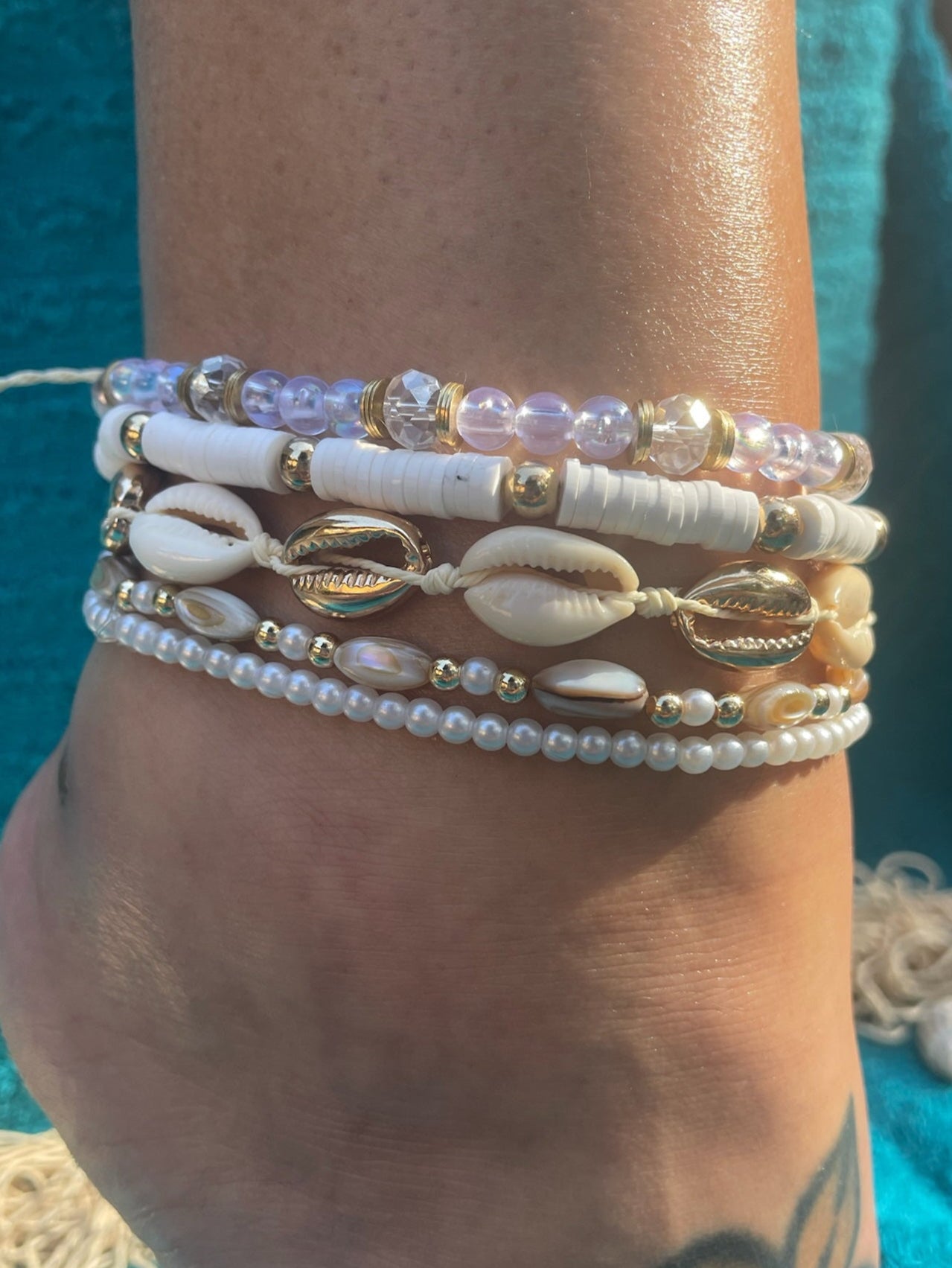 Sunshine Seashell 5-Piece Anklet Set