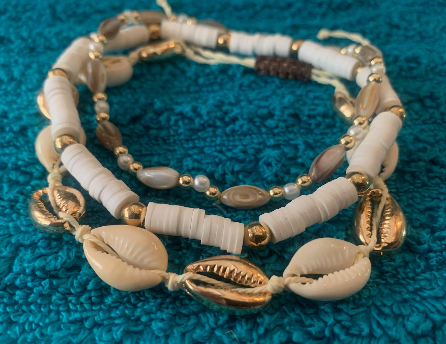 Seashell Shimmer 3-Piece Anklet Set