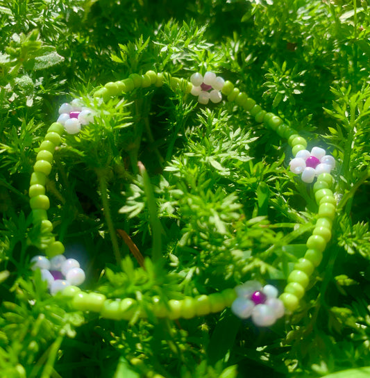 "White Orchid" Flower-Chain Seed Bead Bracelet