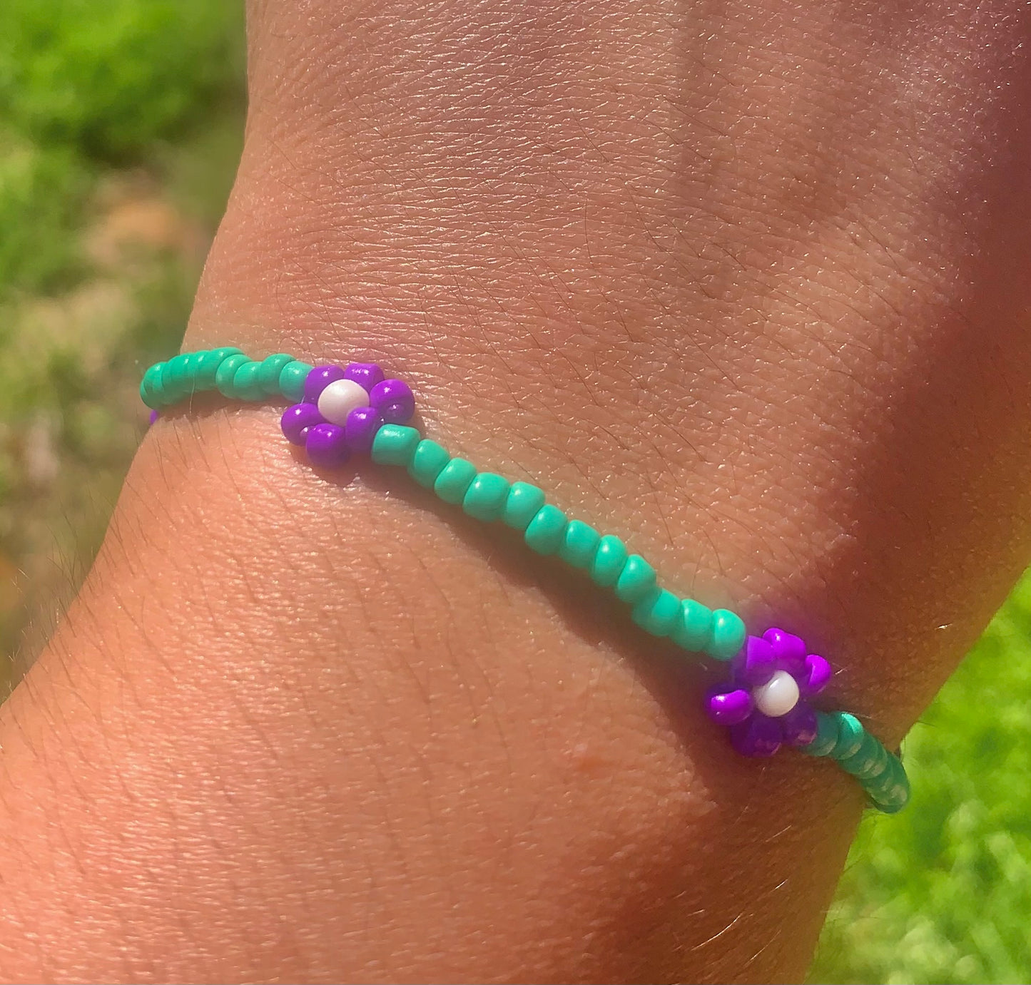 "Violet" Flower-Chain Seed Bead Bracelet