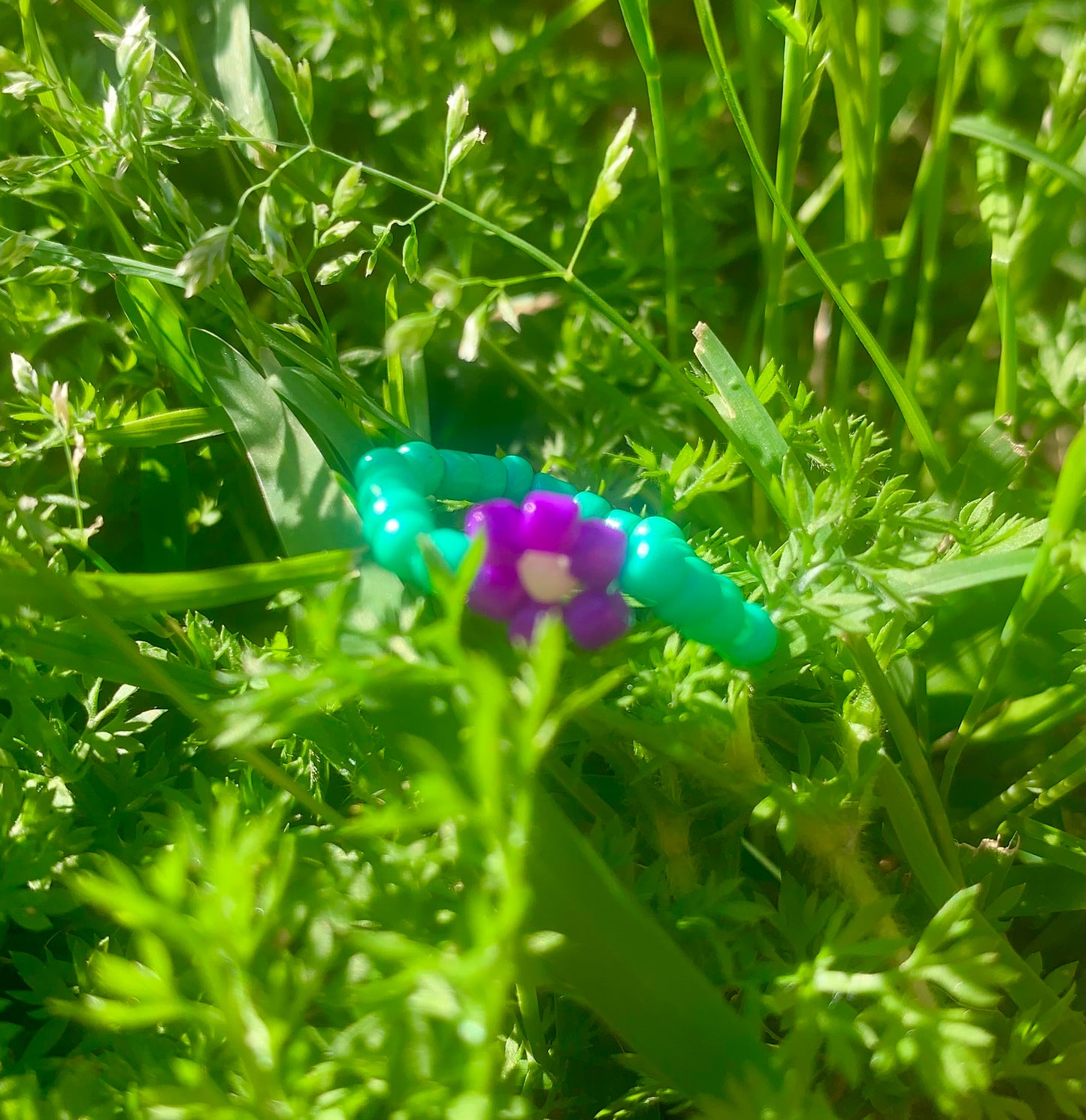 "Violet" Flower-Chain Seed Bead Bracelet