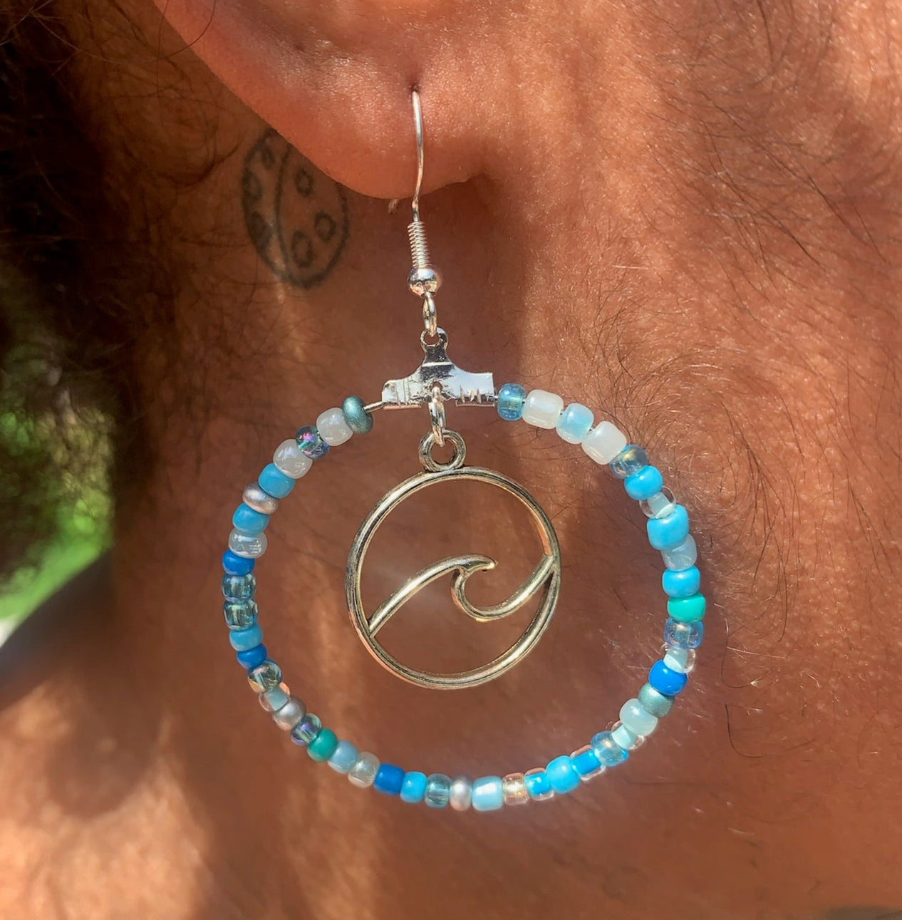 Silver Circle Wave Hoop Earrings