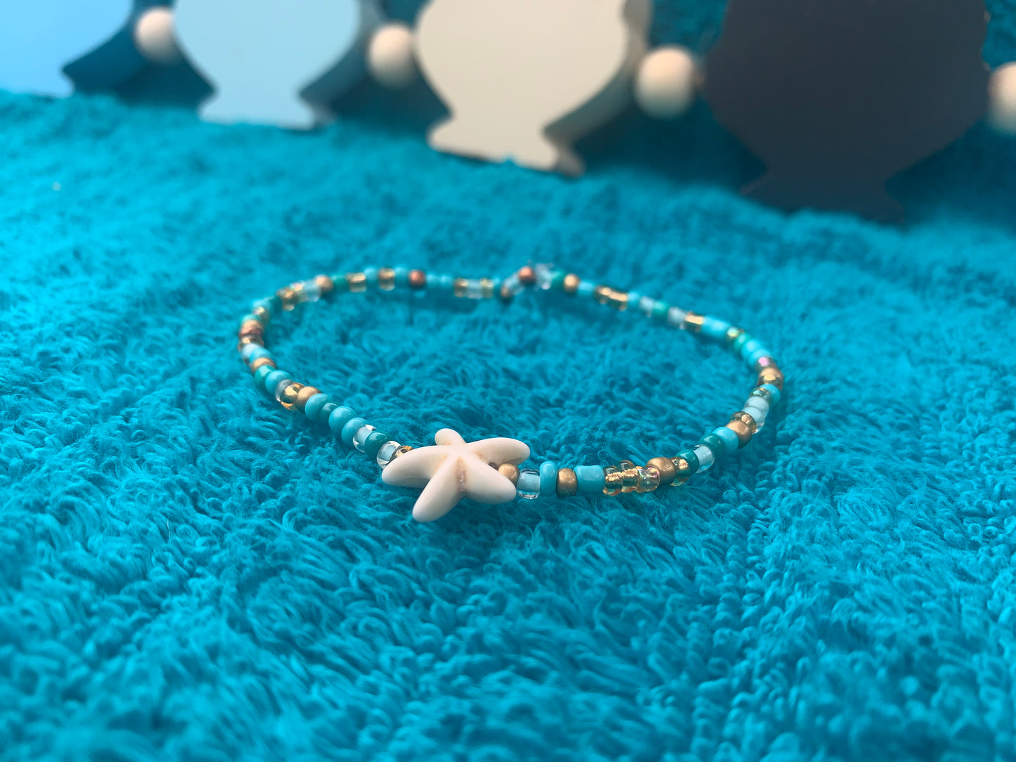 Single Starfish Spacer Seed Bead Bracelet