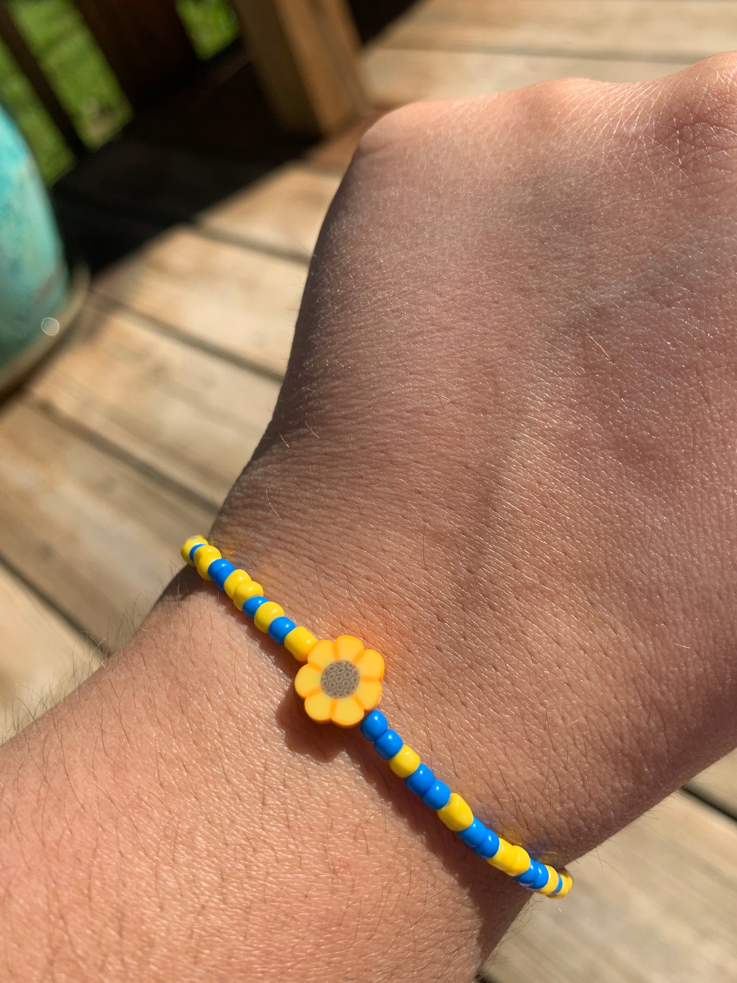 Single Sunflower Seed Bead Bracelet