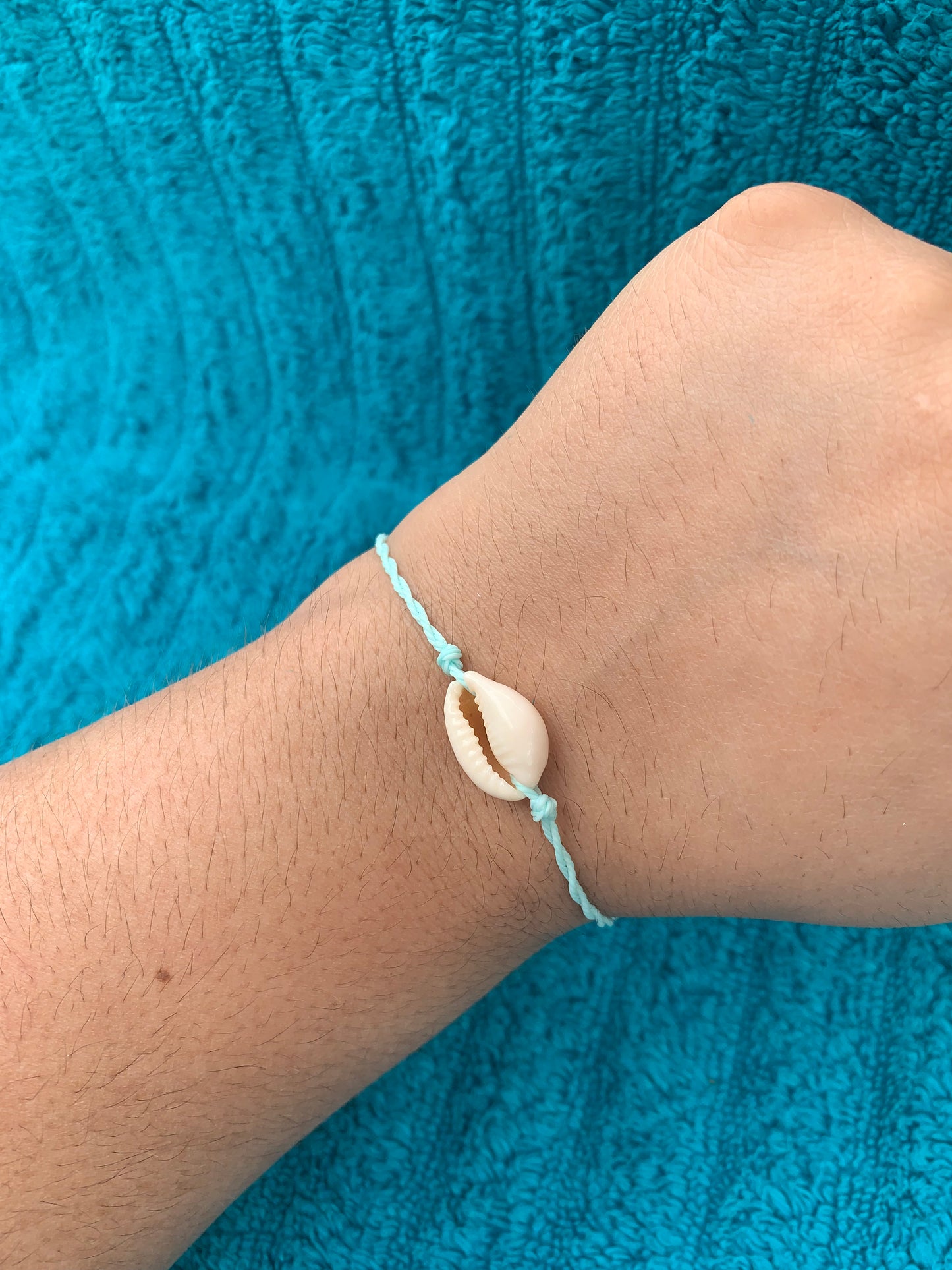 Single Cowrie Shell Wax Cord Bracelet