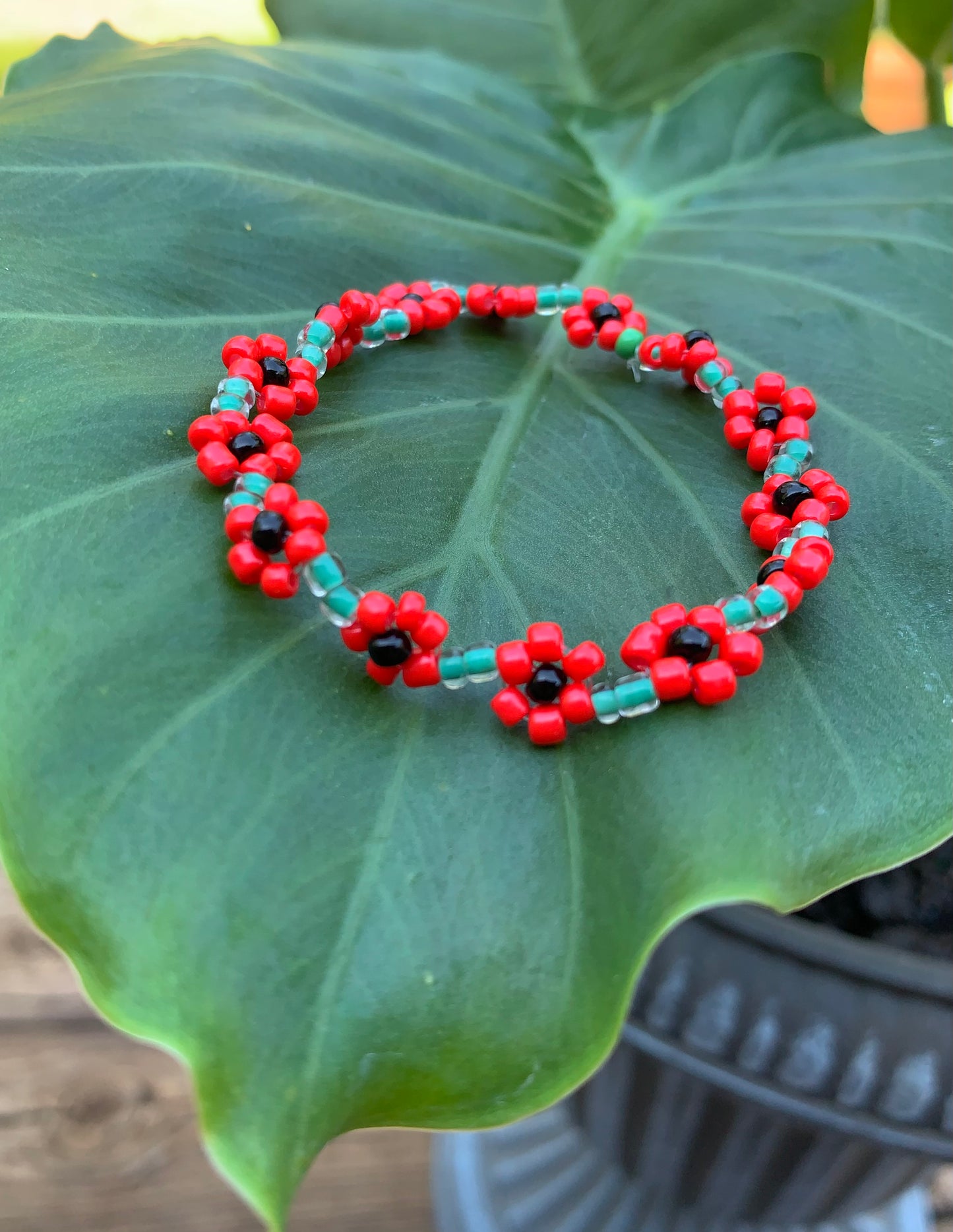 "Poppy" Seed Bead Flower Bracelet