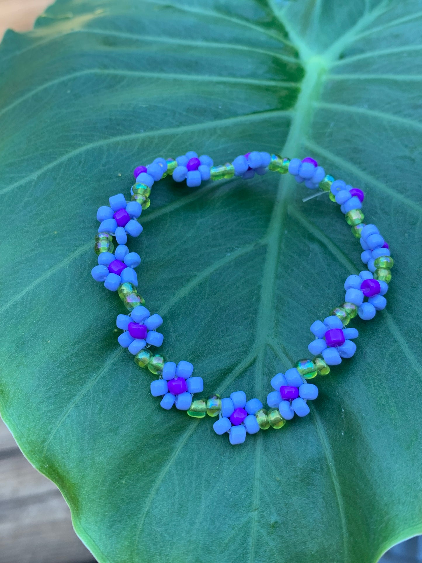 "Sweet Pea" Seed Bead Flower Bracelet