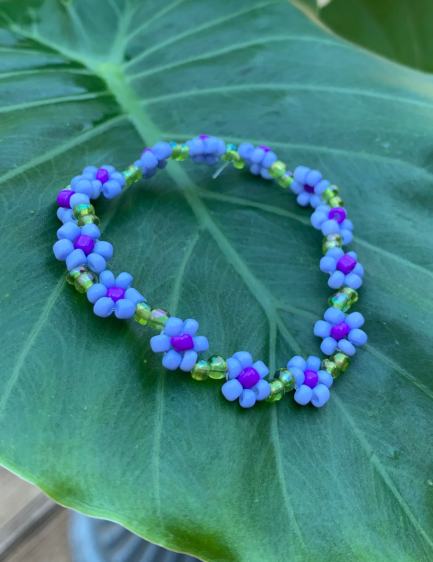 "Sweet Pea" Seed Bead Flower Bracelet