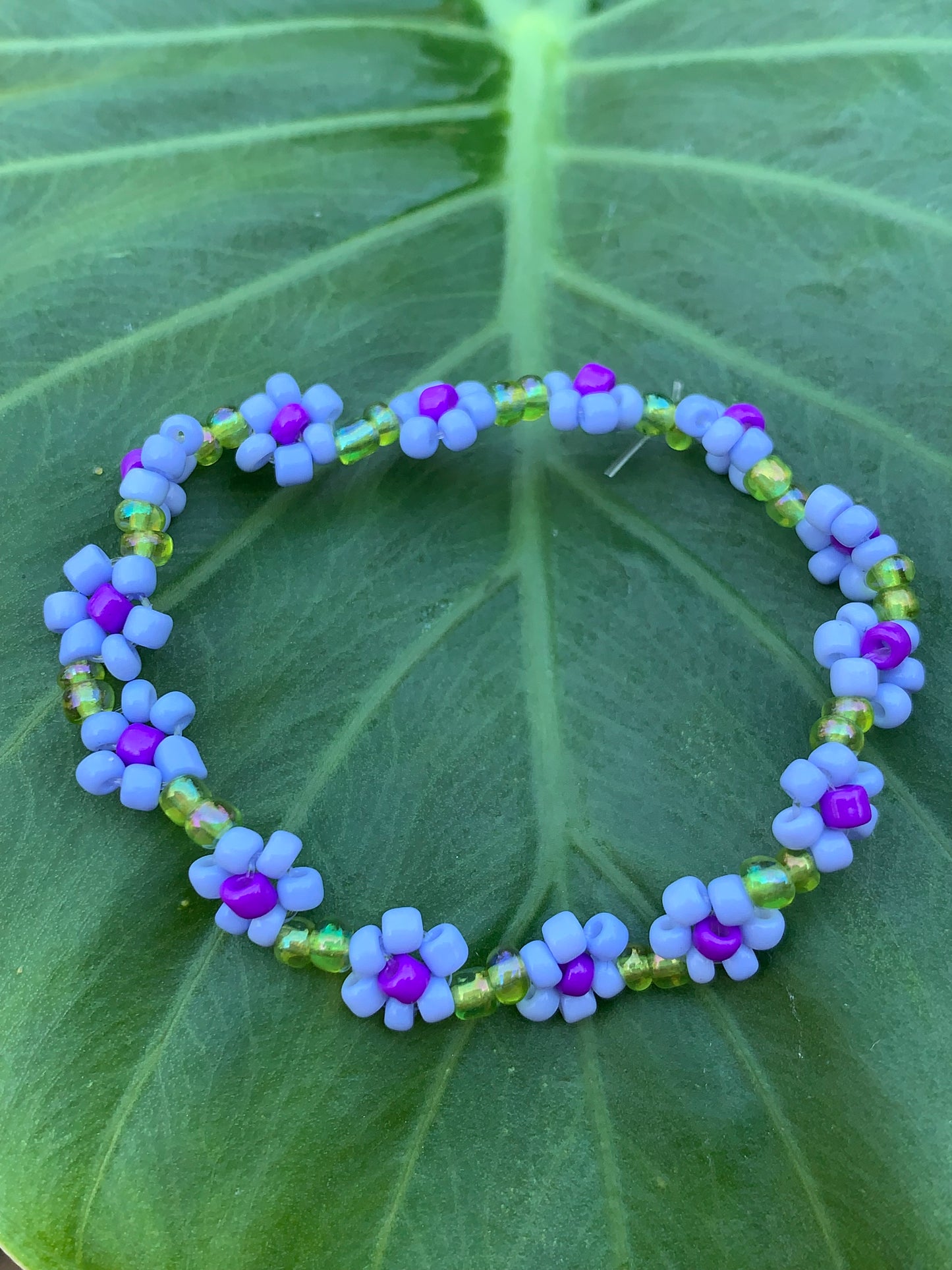 "Sweet Pea" Seed Bead Flower Bracelet