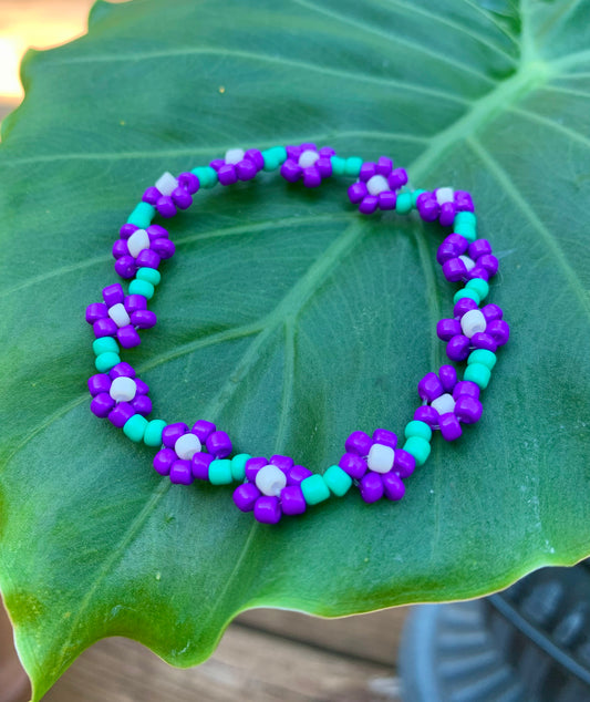 "Violet" Seed Bead Flower Bracelet