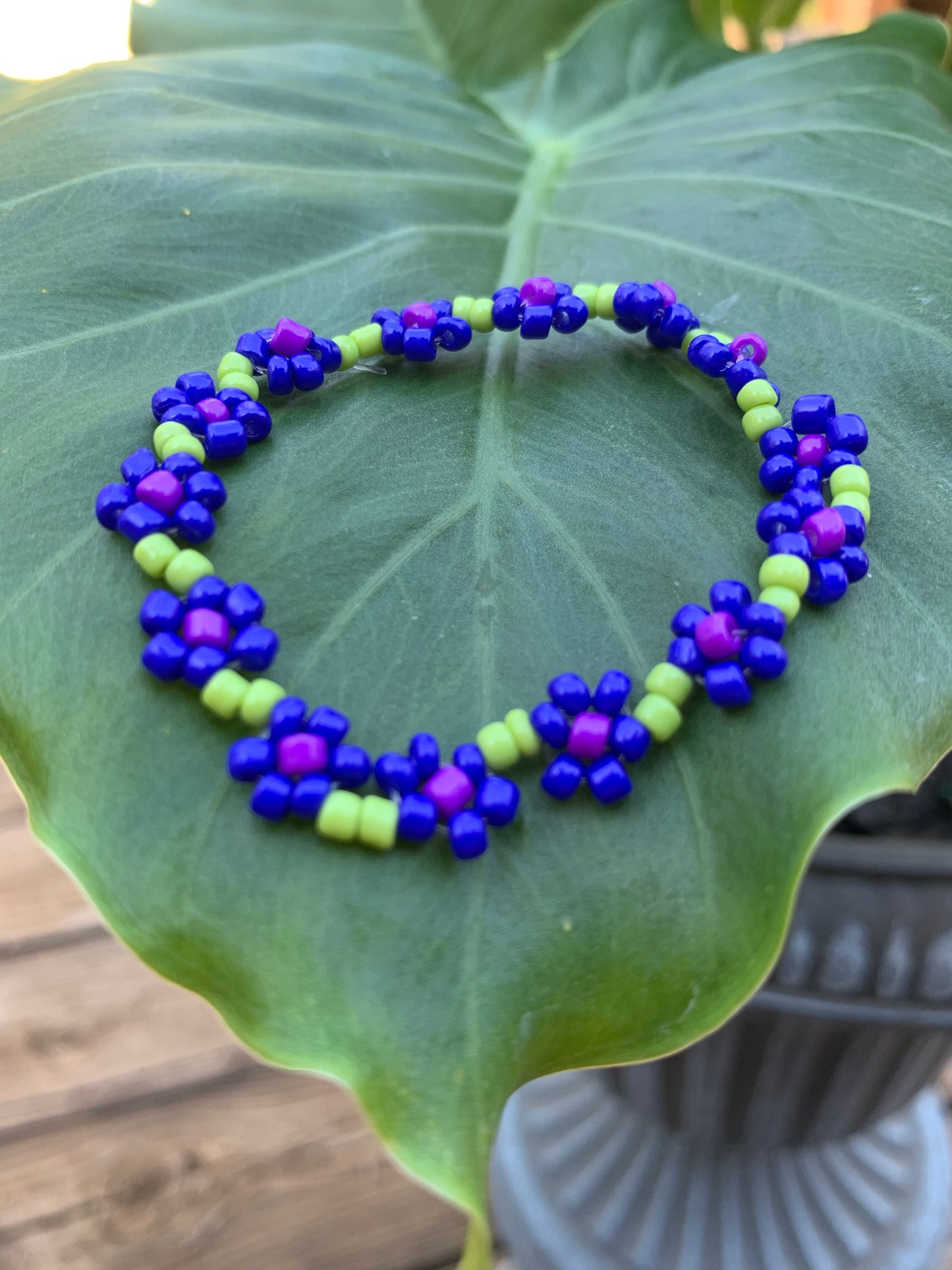 "Morning Glory" Seed Bead Flower Bracelet