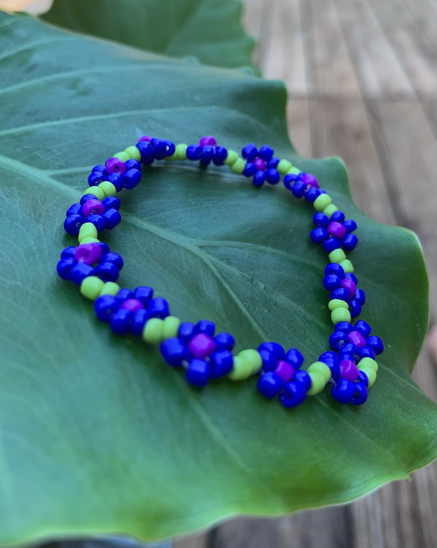 "Morning Glory" Seed Bead Flower Bracelet