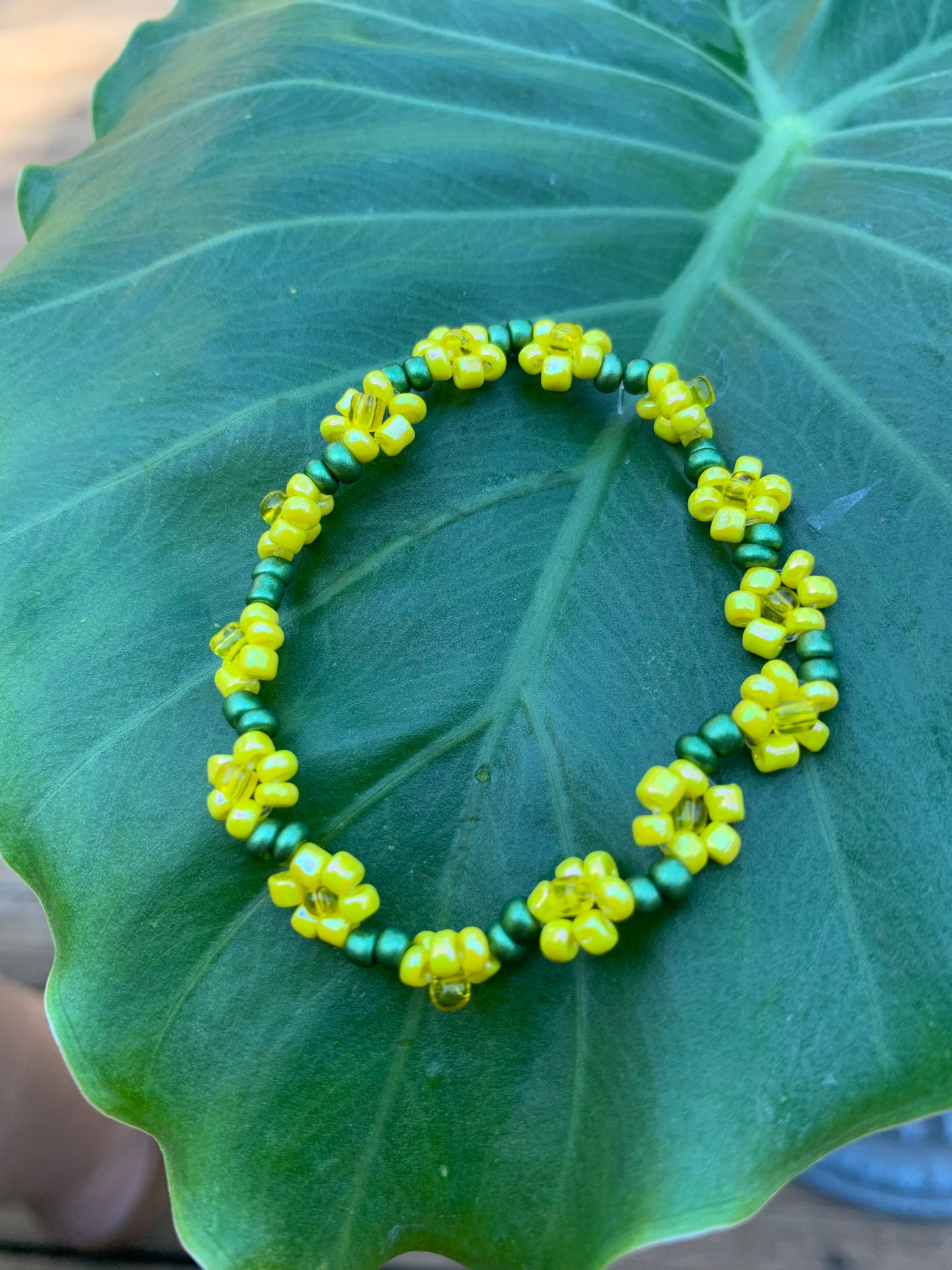 "Daffodil" Seed Bead Flower Bracelet