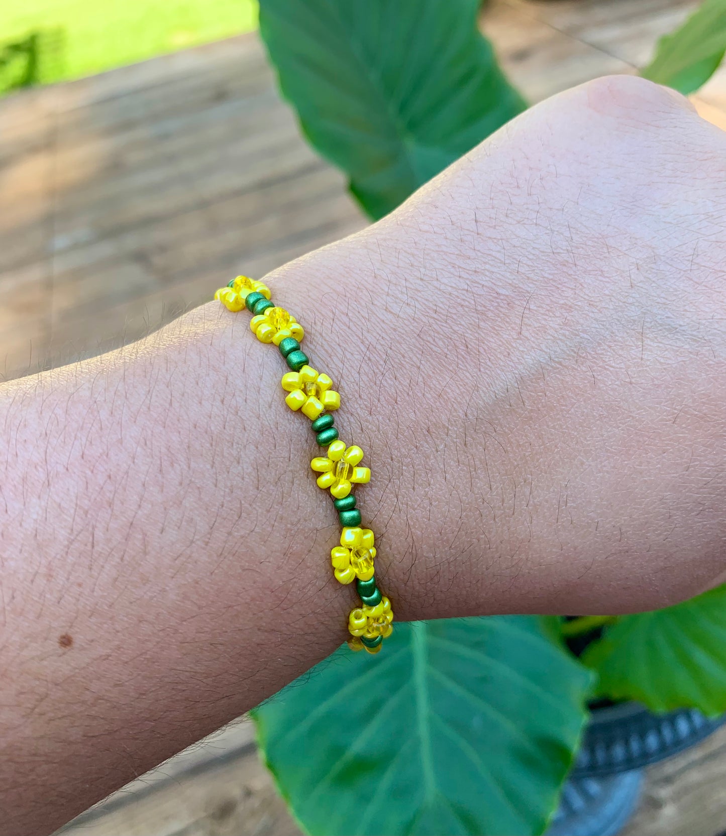 "Daffodil" Seed Bead Flower Bracelet