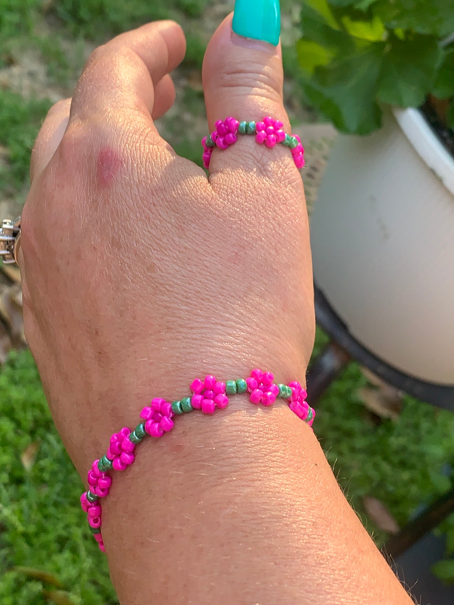 "Chrysanthemum" Seed Bead Flower Bracelet