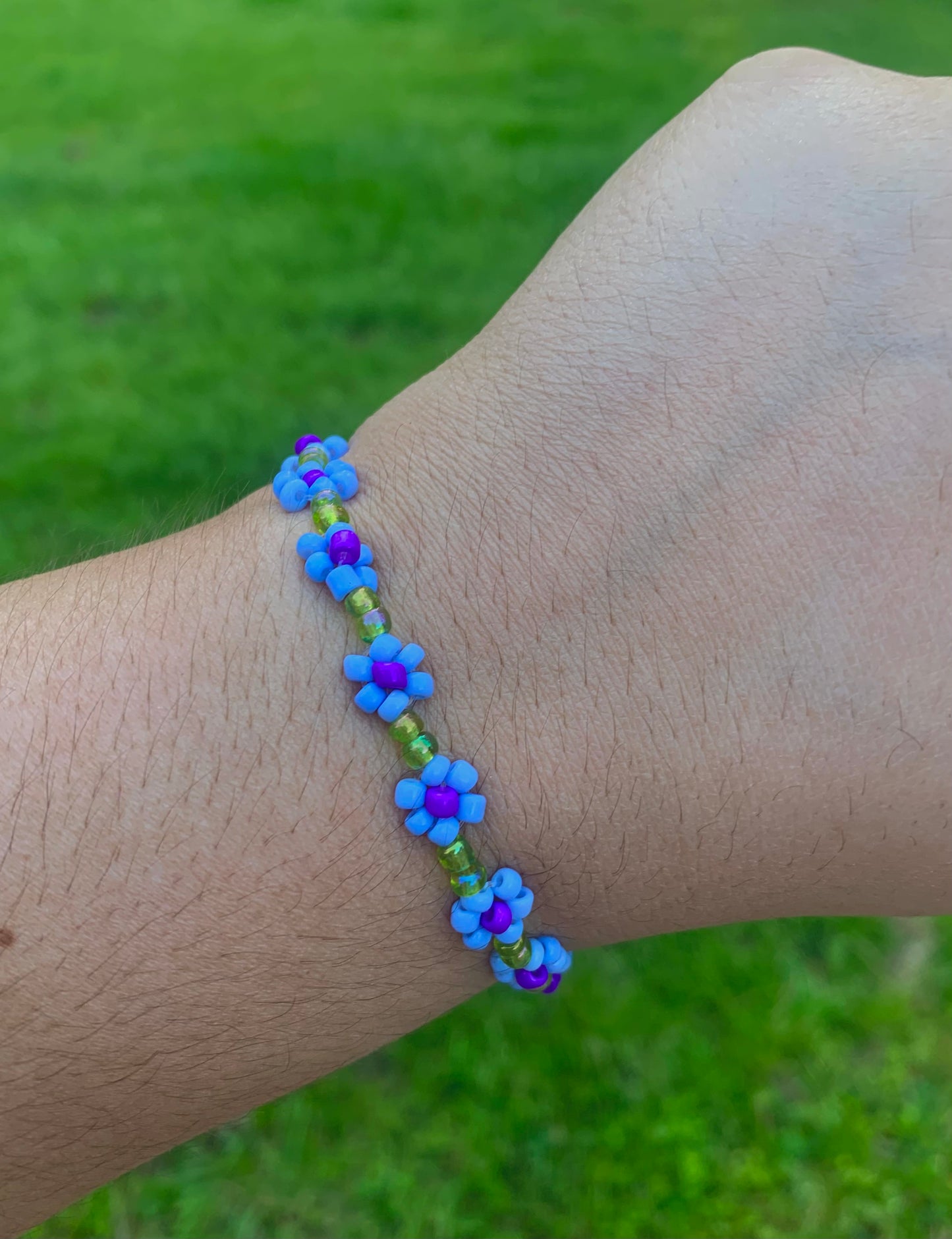 "Sweet Pea" Seed Bead Flower Bracelet