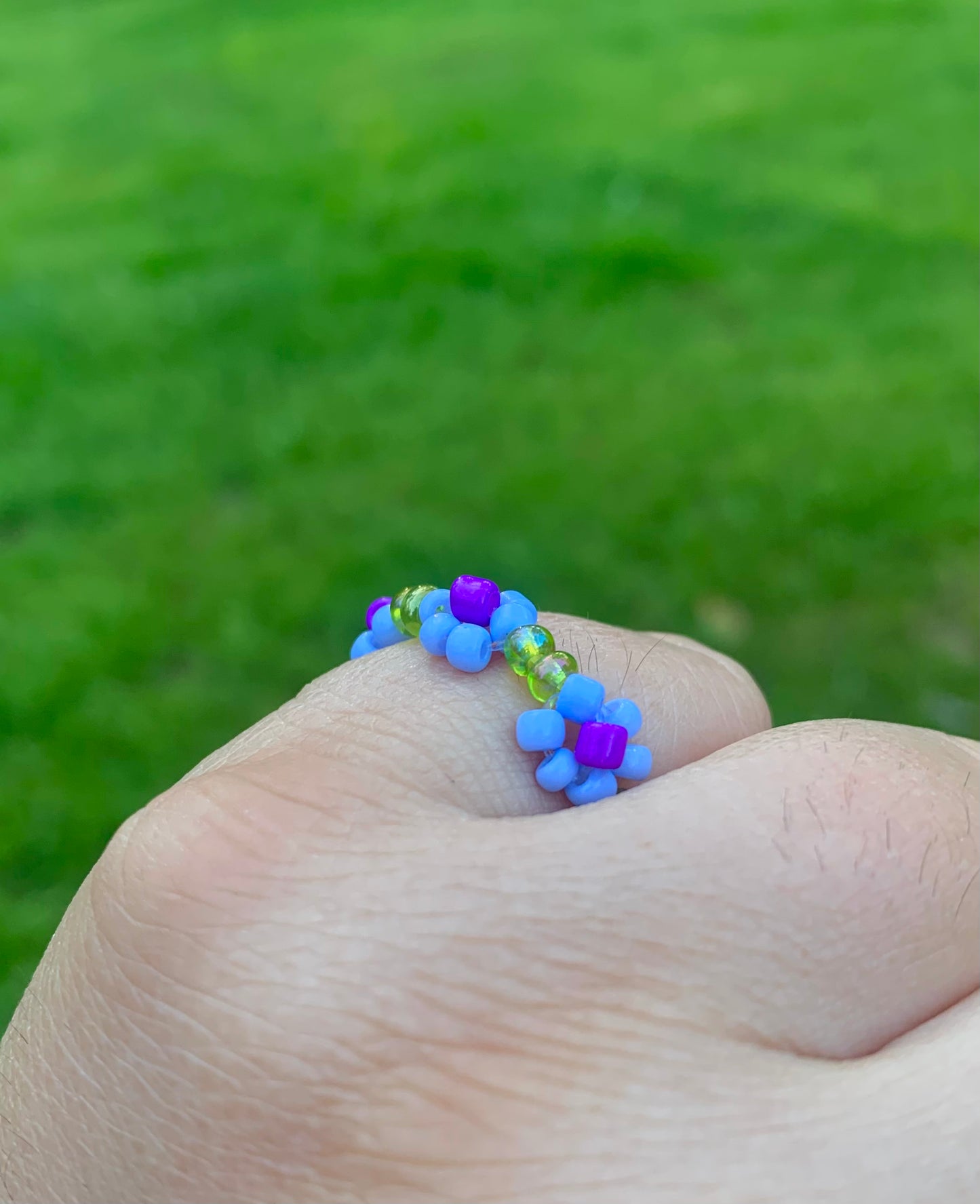 "Sweet Pea" Seed Bead Flower Bracelet