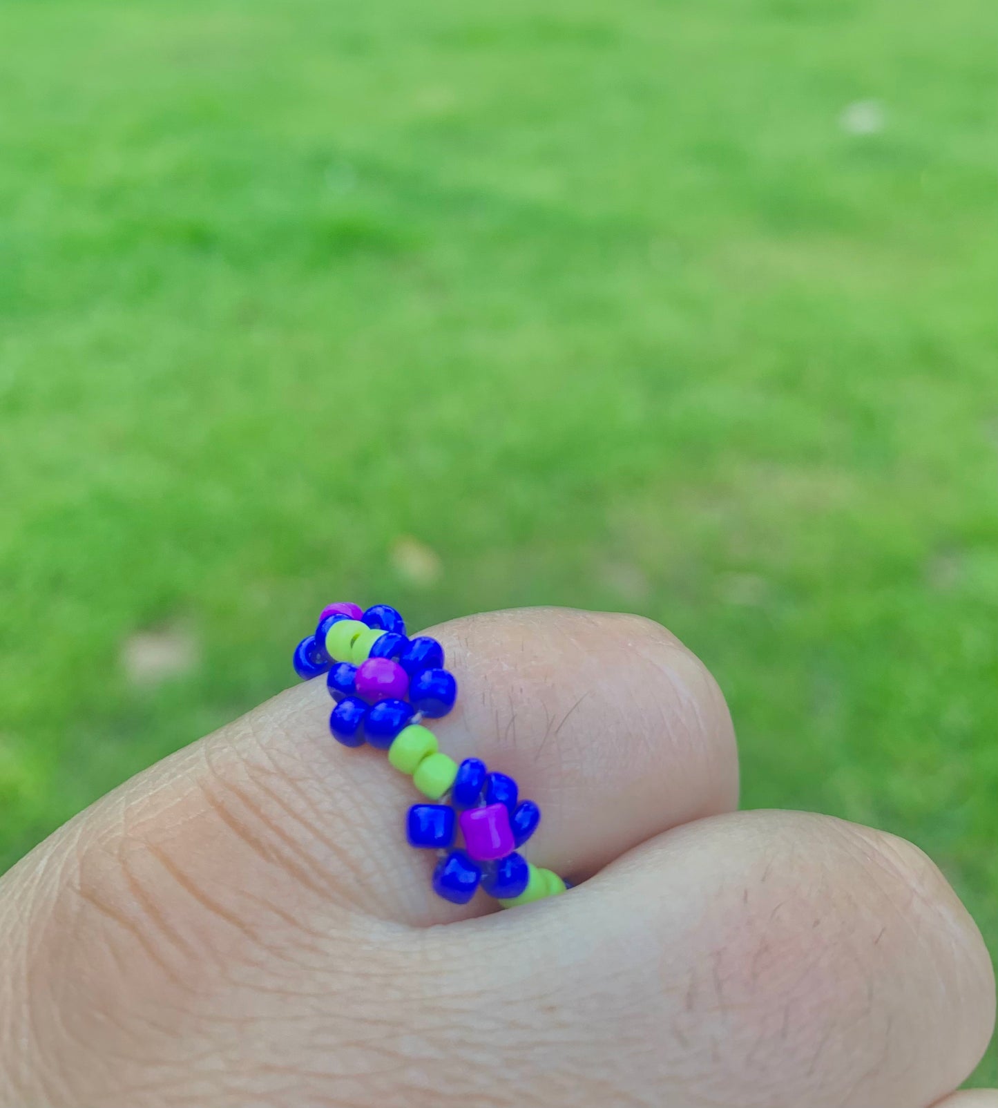 "Morning Glory" Seed Bead Flower Bracelet