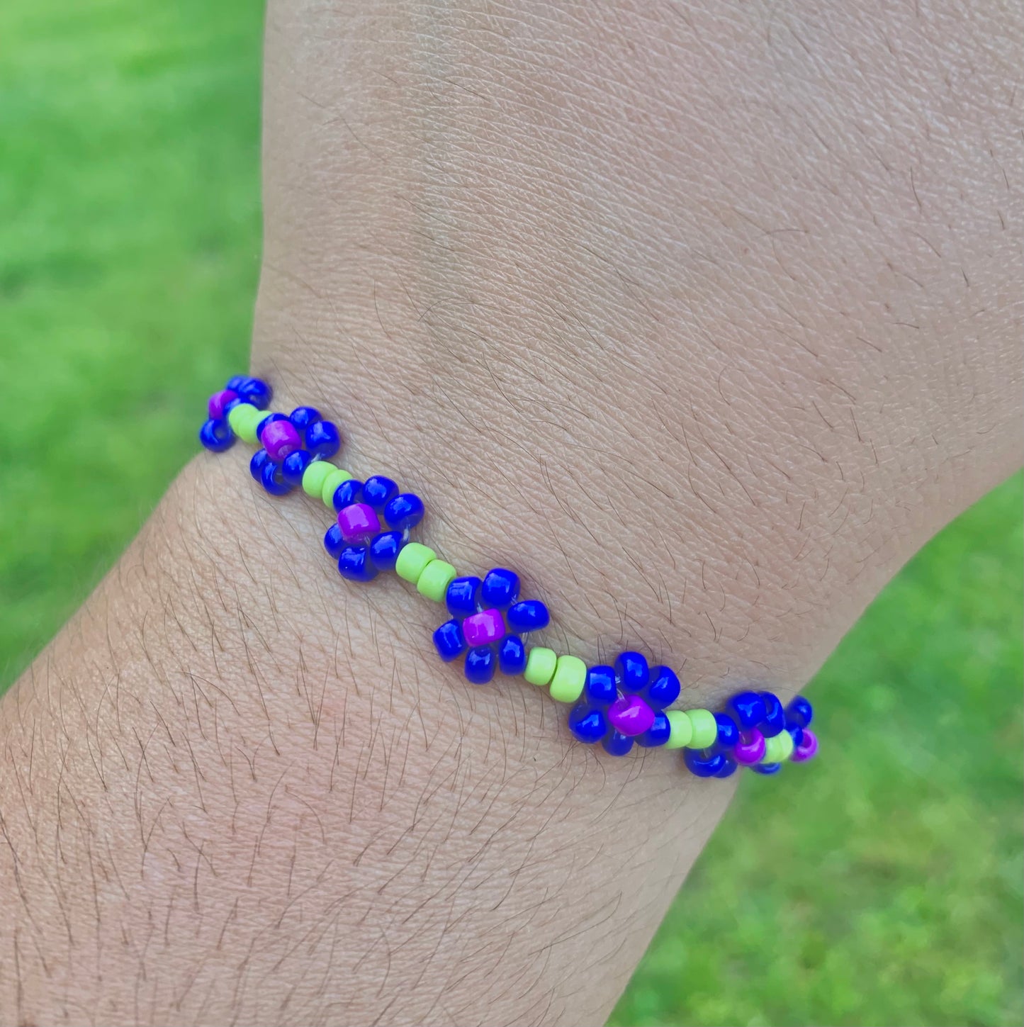 "Morning Glory" Seed Bead Flower Bracelet