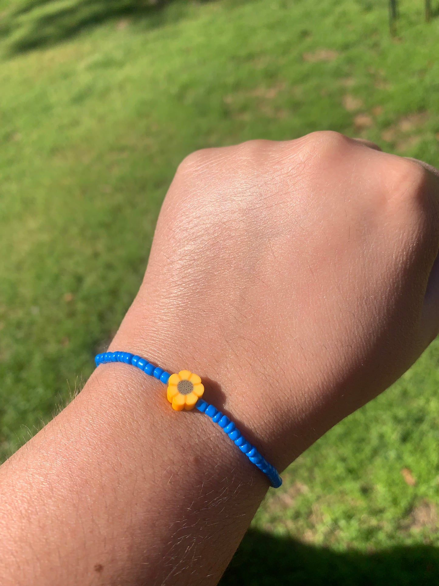 Single Sunflower Seed Bead Bracelet