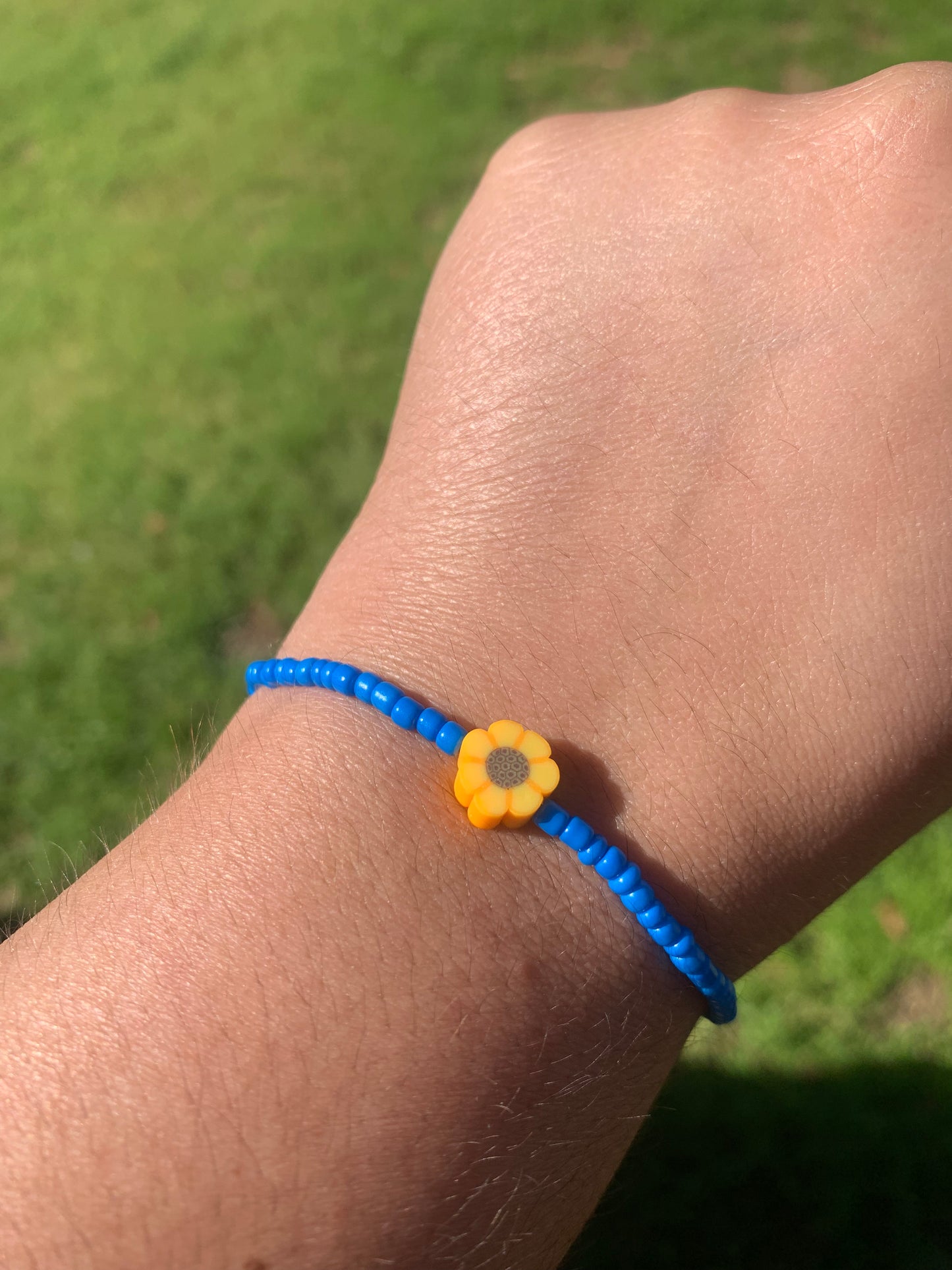 Single Sunflower Seed Bead Bracelet