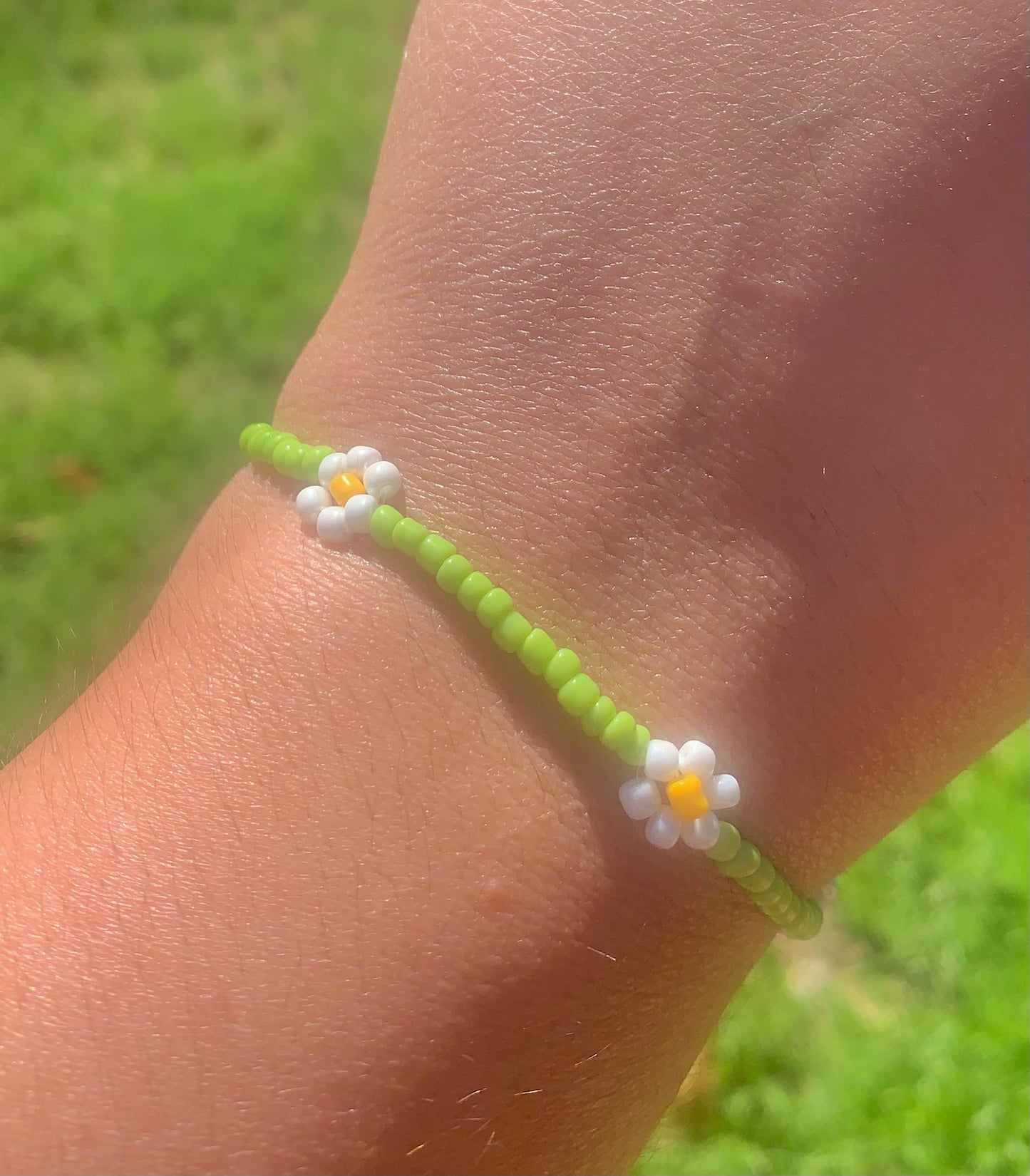 "Daisy" Flower-Chain Seed Bead Bracelet