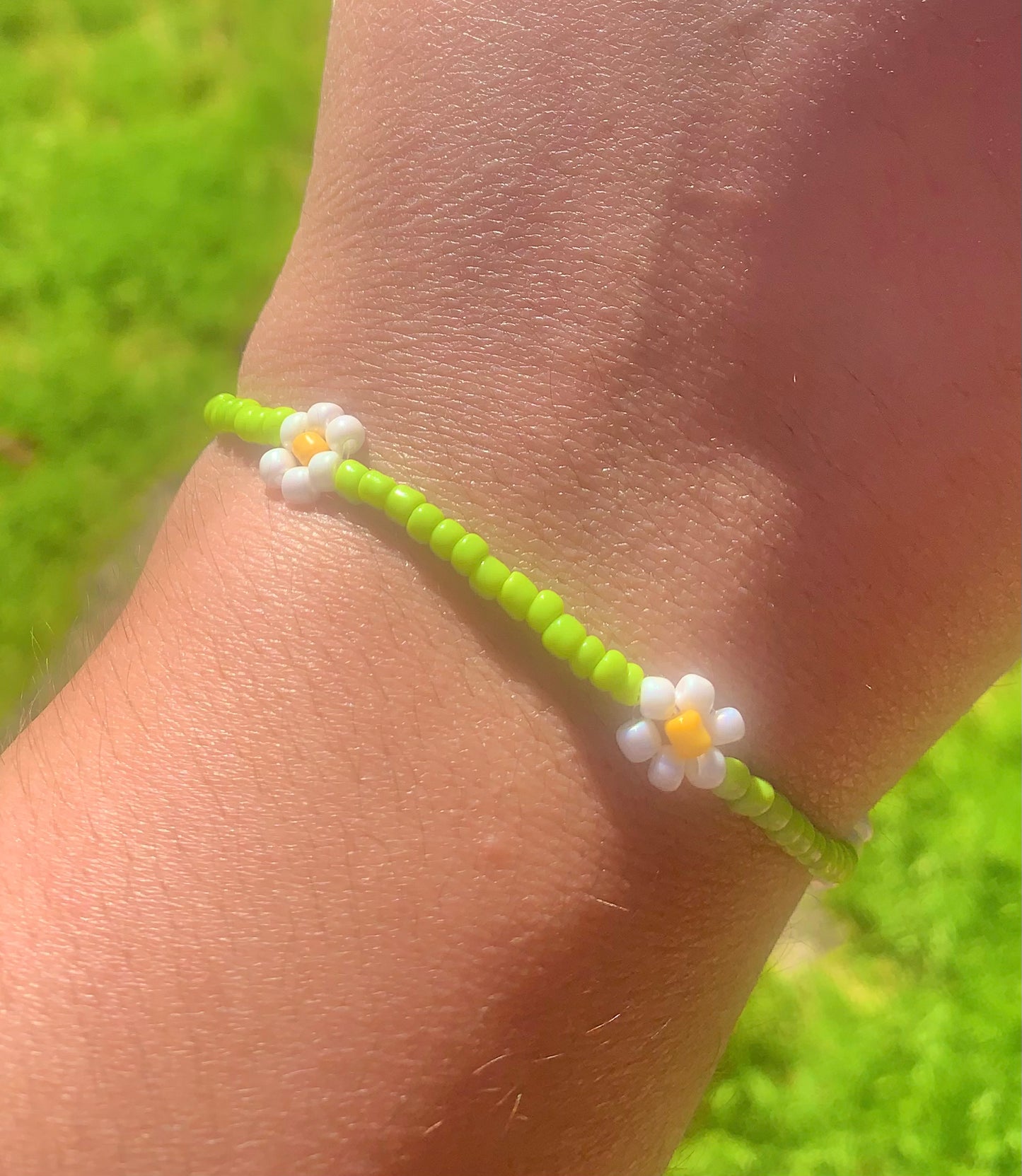 "Daisy" Flower-Chain Seed Bead Bracelet