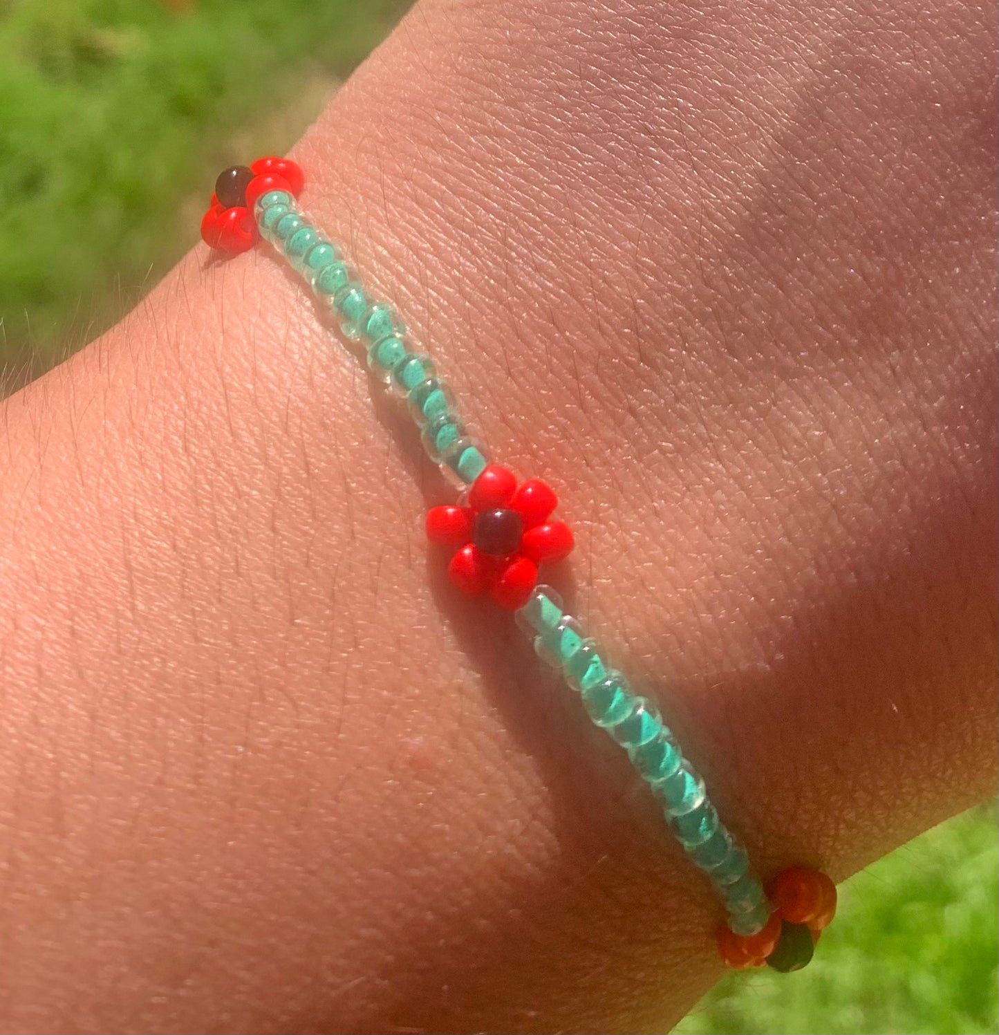 "Poppy" Flower-Chain Seed Bead Bracelet