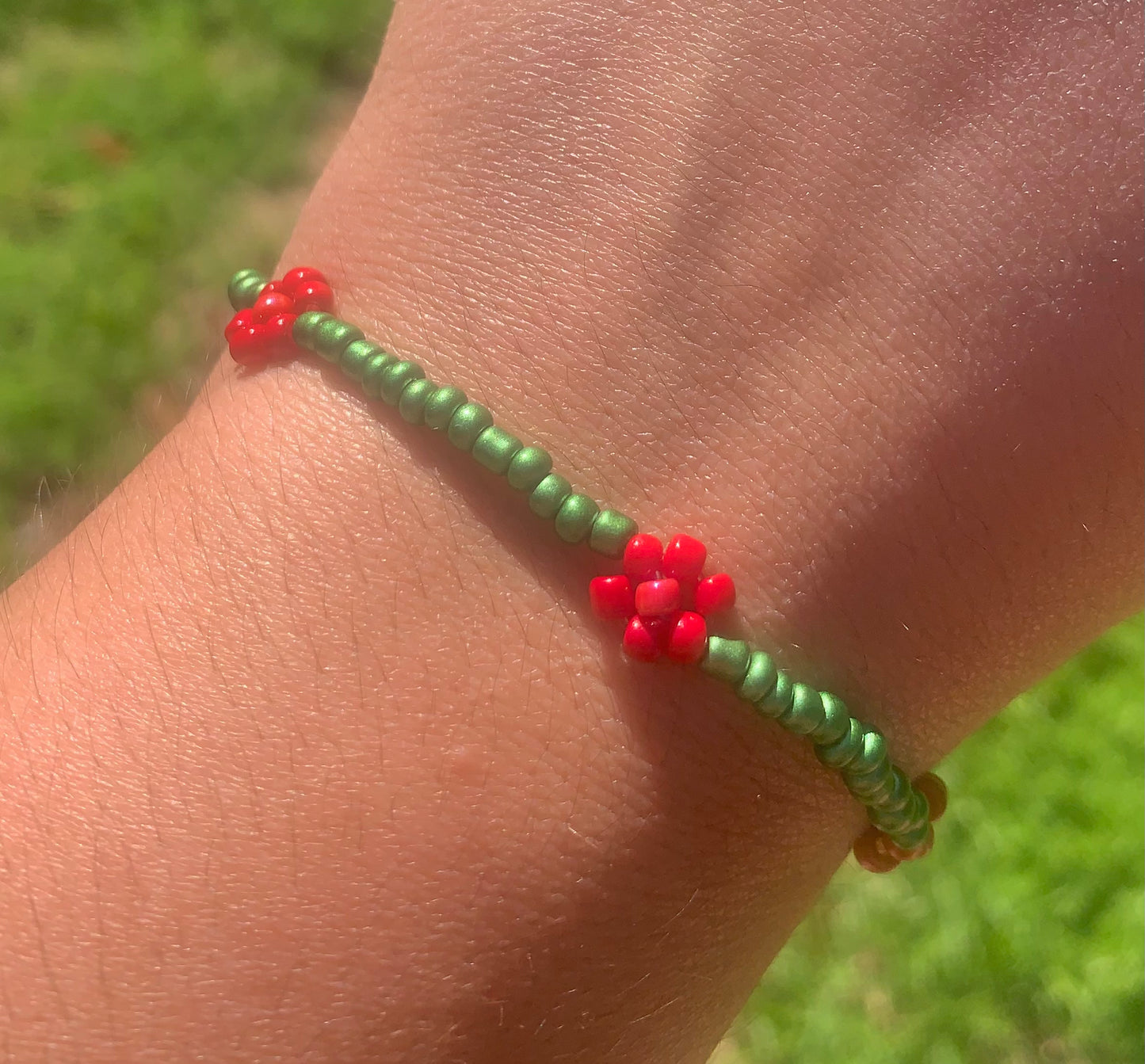 "Rose" Flower-Chain Seed Bead Bracelet