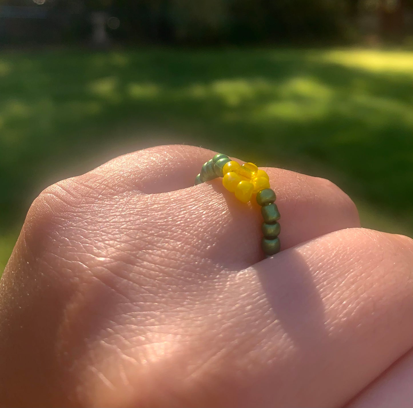 "Daffodil" Flower-Chain Seed Bead Bracelet