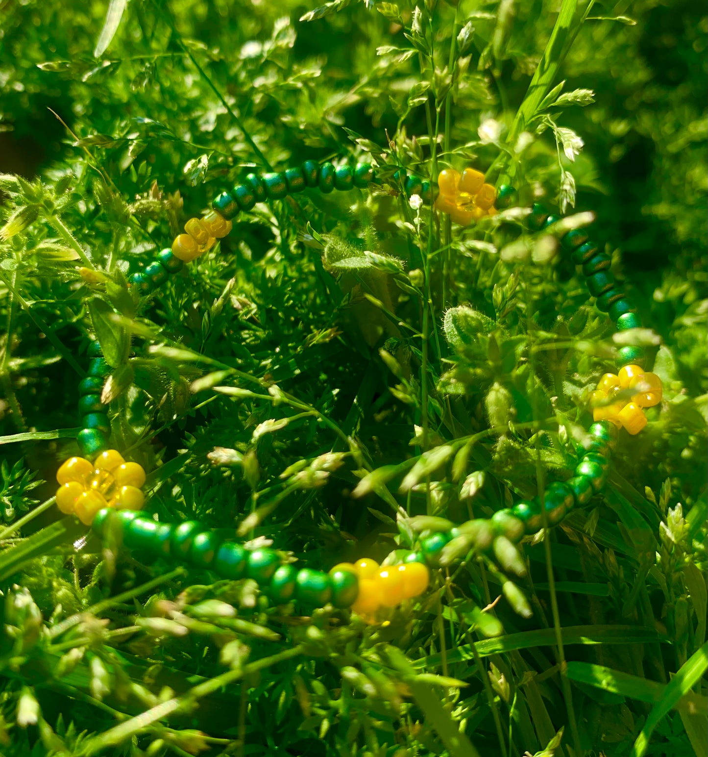 "Daffodil" Flower-Chain Seed Bead Bracelet