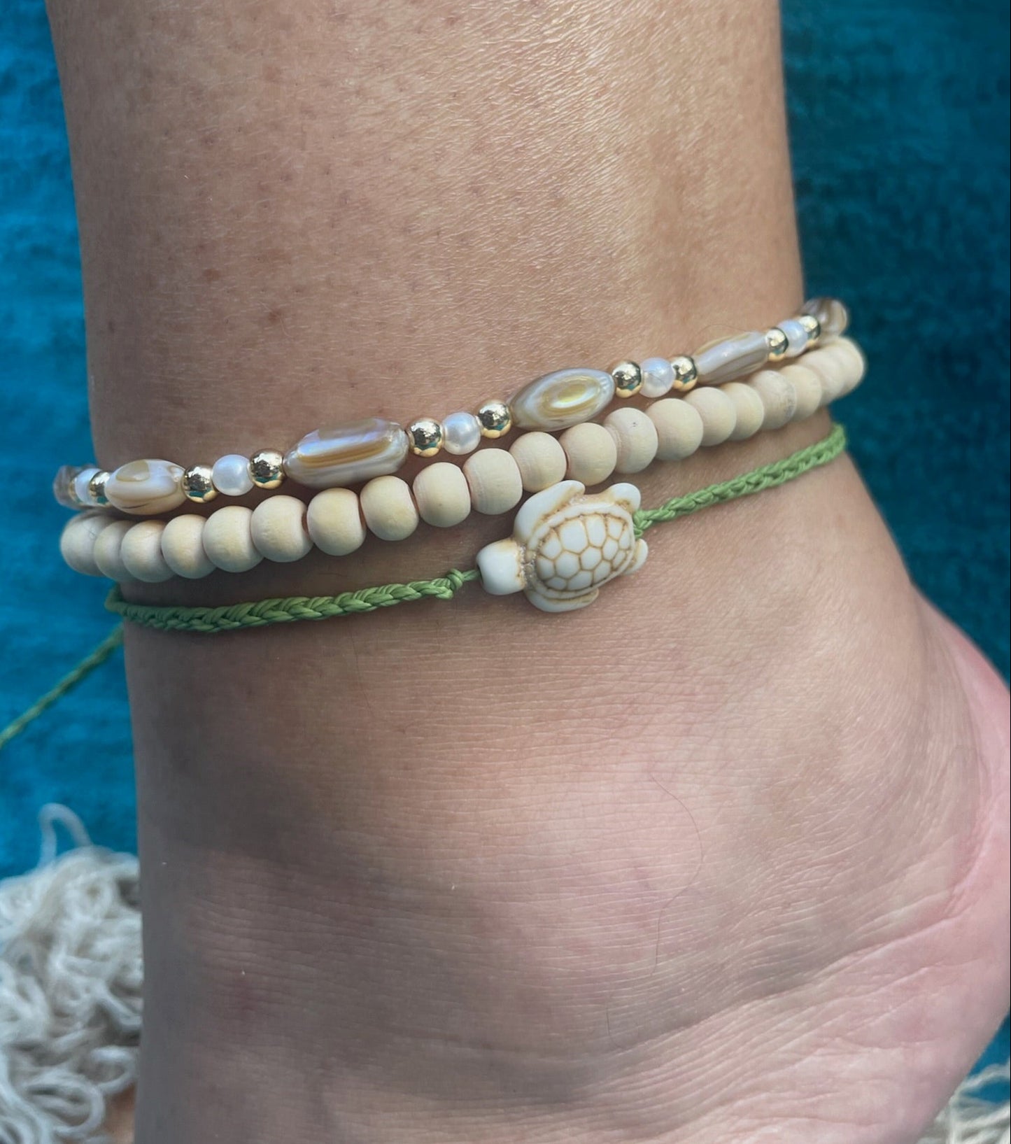 Turtles in the Sand Anklet Set