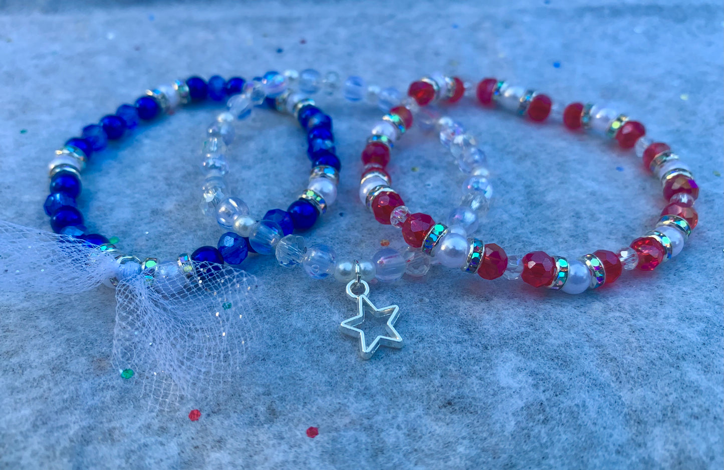 American Flag Themed Glass Bracelet Set