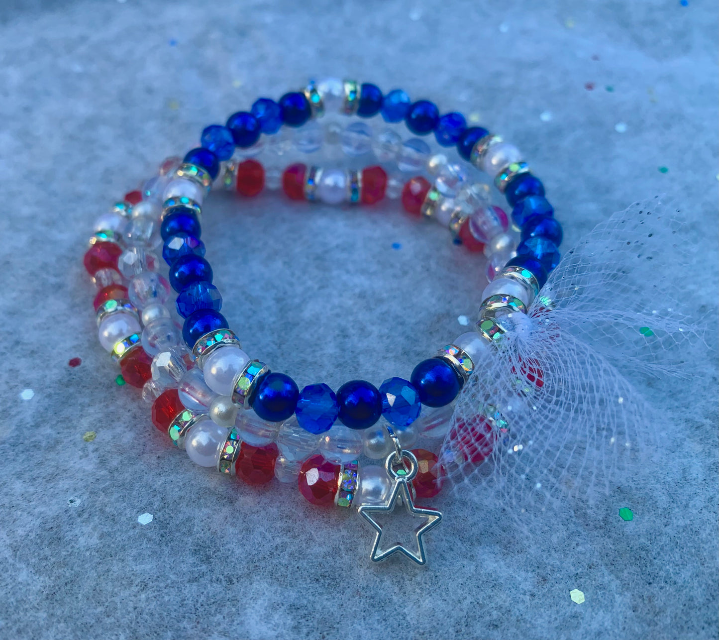 American Flag Themed Glass Bracelet Set